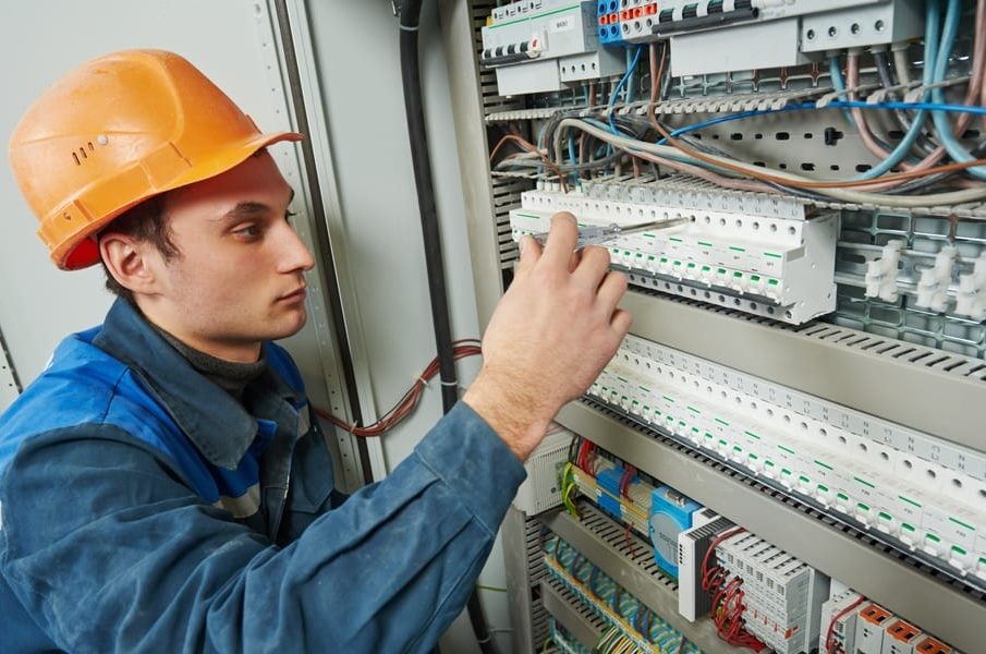 Top signs your seattle home needs an electrician panel upgrade